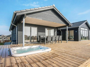 Sea view Holiday Home in Jutland with Outdoor Whirlpool in Haderslev